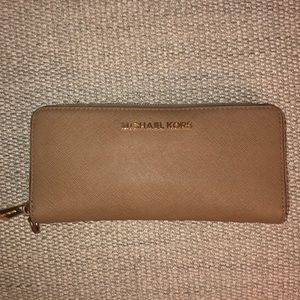 Michael Kors wallet